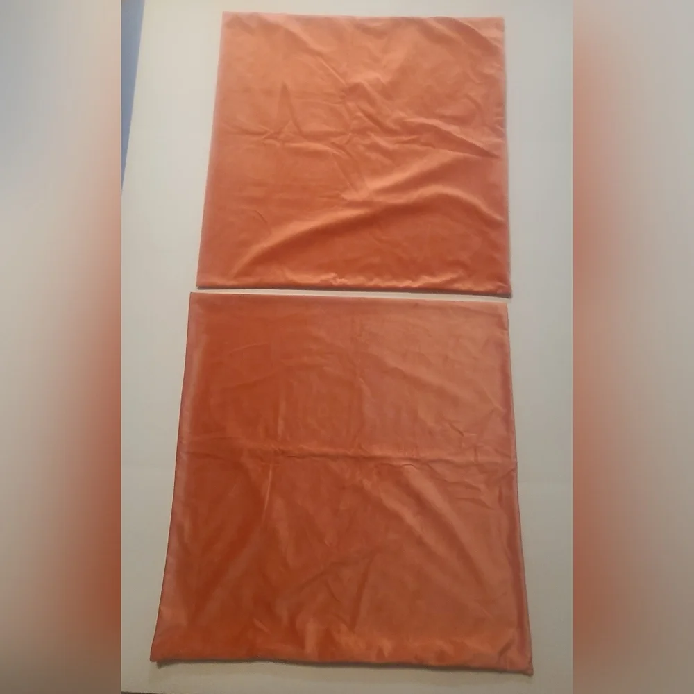 2 Square Coral Velvet Pillow Covers 21 1/2 Inch X 21 1/2 Inch NWOT - Picture 5 of 5